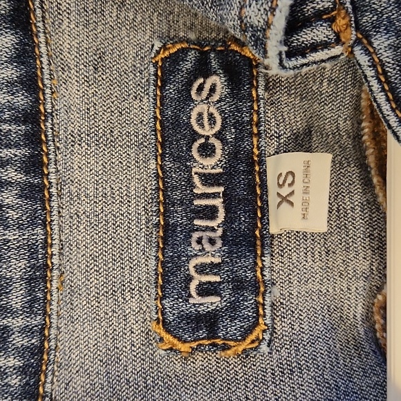Maurices Blue Jean Jacket Size Large - Picture 6 of 9
